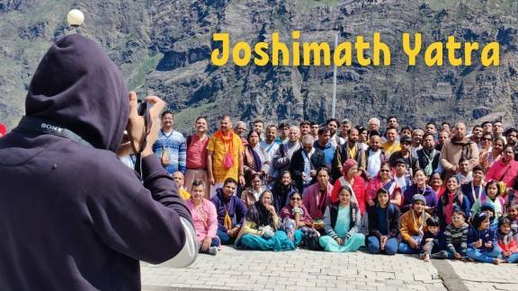 Evolve Pune yatra participants gathered at a sacred site